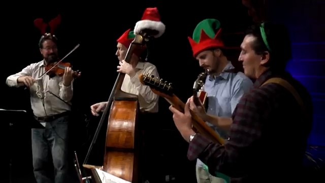 Holly Jolly Christmas - Quartette Monette